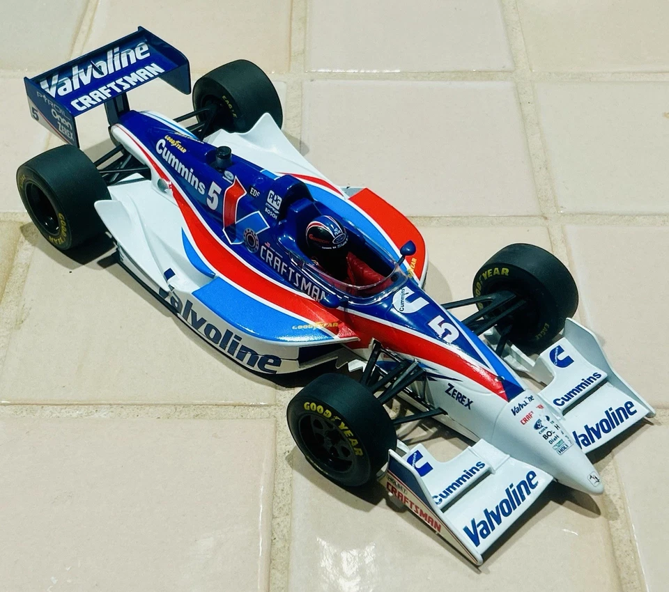 Robby Gordon Minichamps 1:18 Indycar 1995 Valvoline Walker Racing Indy - Image 2 of 4