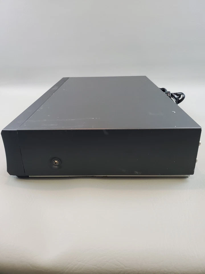 JVC VHS DVD Combo Player HiFi No Remote TESTED WORKING HR-VRC18 - Image 3 of 4