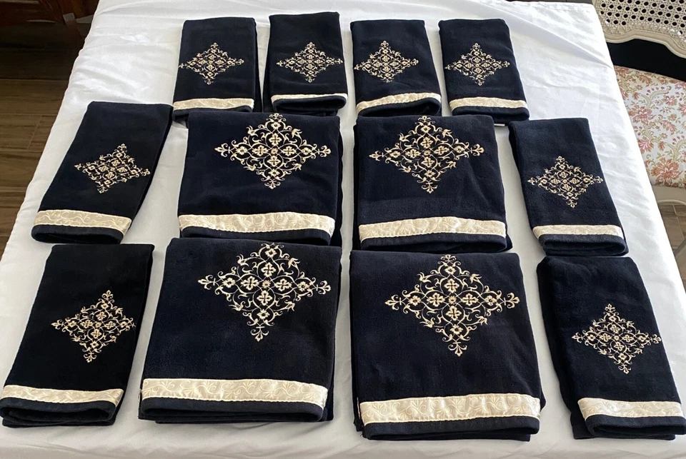 VTG KASSA FINA Black Textured Luxury Towel Set Gold Scroll Satin Embroidery 12pc - Image 2 of 4