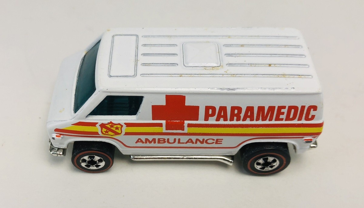 Hot Wheels ORIGINAL Redline Paramedic Van in White w/BLUE