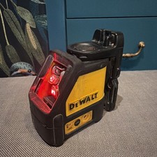 Dewalt DW087 Red Laser Level Self Levelling
