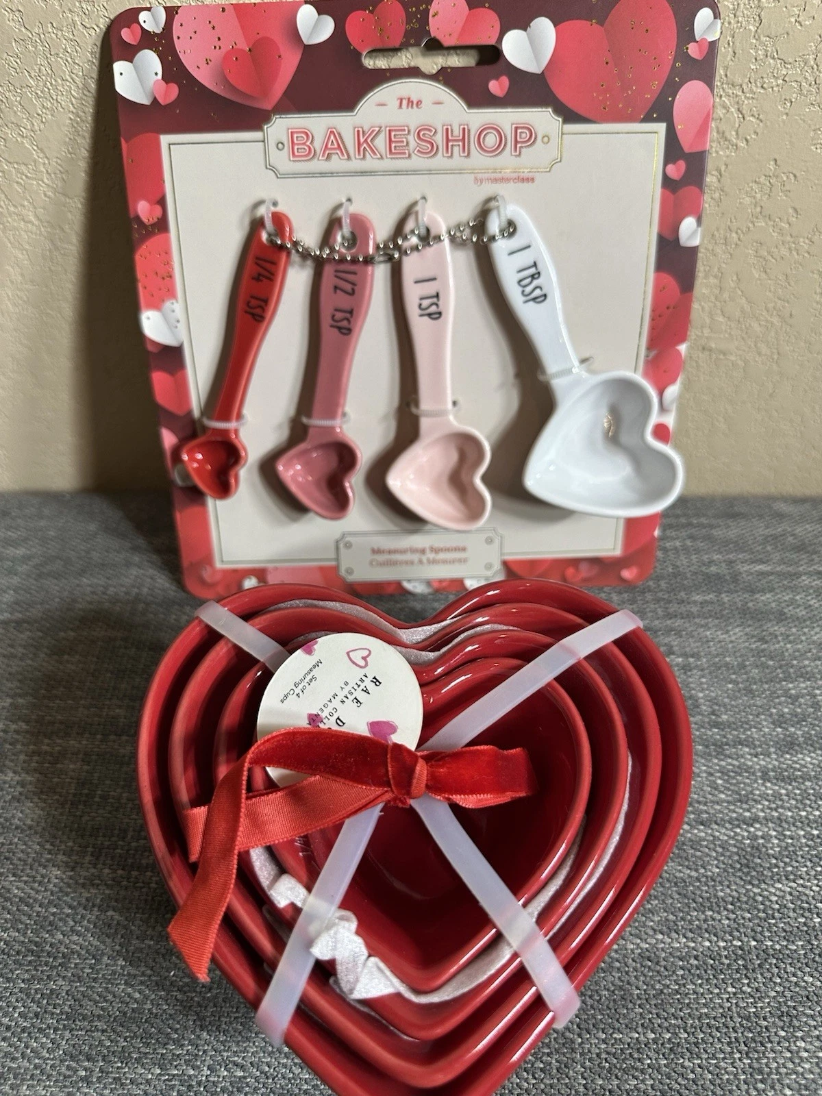 Valentines Day Rae Dunn Measuring Cups/The Bake Shop Measuring Spoons New set
Opens in a new window