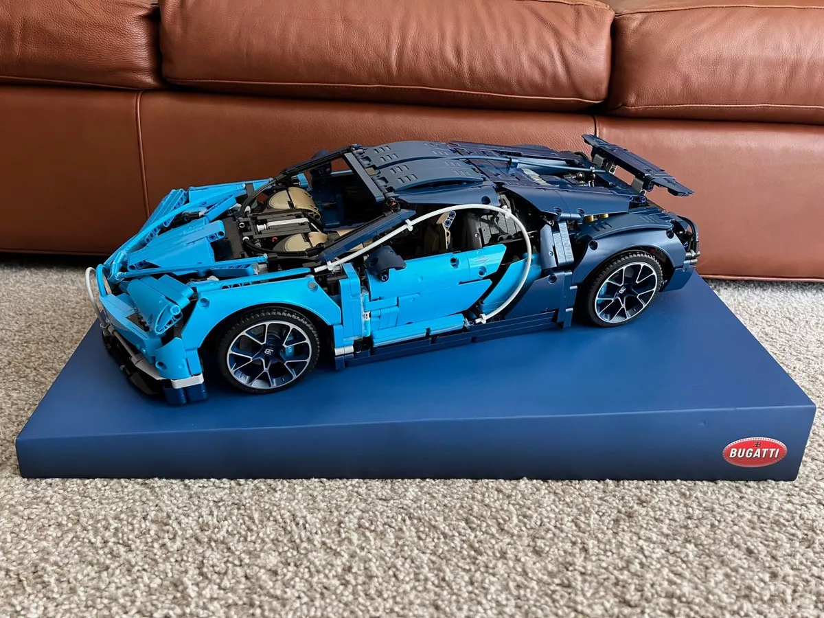 LEGO Bugatti Chiron (42083) Lego Store Display Stand LOCAL PICK UP LOS  ANGELES