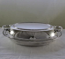 Entree Dish & Cover with Bead Pattern, Applied Border