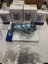 MAC Valves Inc 811C-PM-111CA-152 Solenoid Valve PME-111CAAA NEW! Ships Same Day!