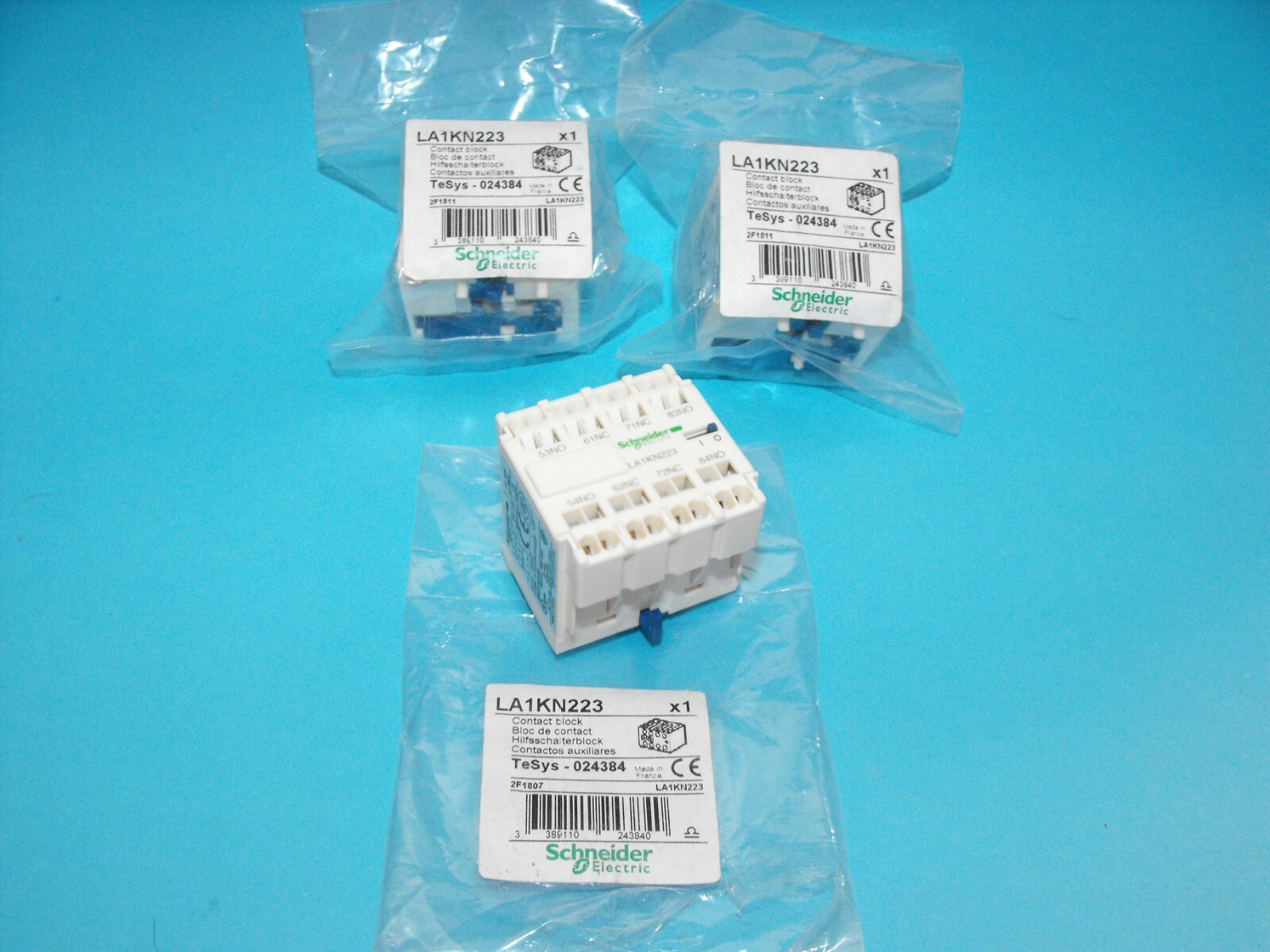 Schneider Electric.TELEMECANIQUE.LA1KN223.CONTACT BLOCK.NEW.