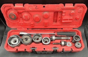 MILWAUKEE 49-16-2694 EXACT 1/2 IN TO 2 IN HAND RATCHET KNOCKOUT SET (MVP037498)