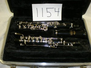 Bundy Oboe w/new pads and replated keys. *LOOK*