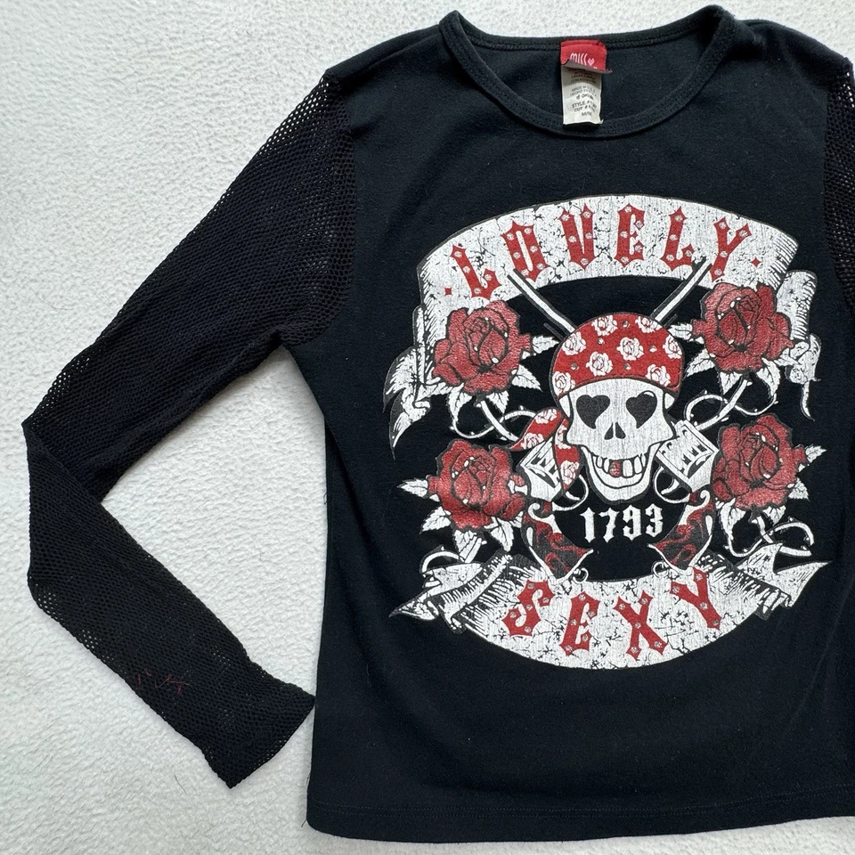 Calaveras de diseño de malla tatuaje vintage Y2K manga larga negras EE. UU. talla M juniors Miss Me Foto 4 de 4