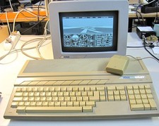 Atari 1040STF mit Monitor SM124 und original ...