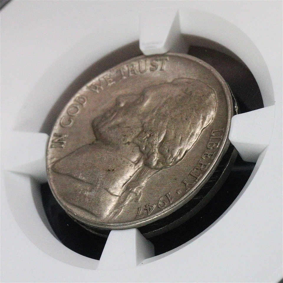 1947 Jefferson Nickel NGC AU-58 Mint Error Clamshell Lamination - Image 4 of 4