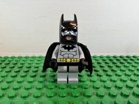 LEGO Batman Minifigure Classic 2006 Light Gray Suit 7780 7779 7782