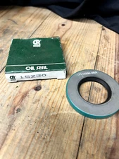 CR 15230 Single Lip Oil Seal - Solid, 1.500 in Shaft Dia., 2.758 OD, 0.313 Width