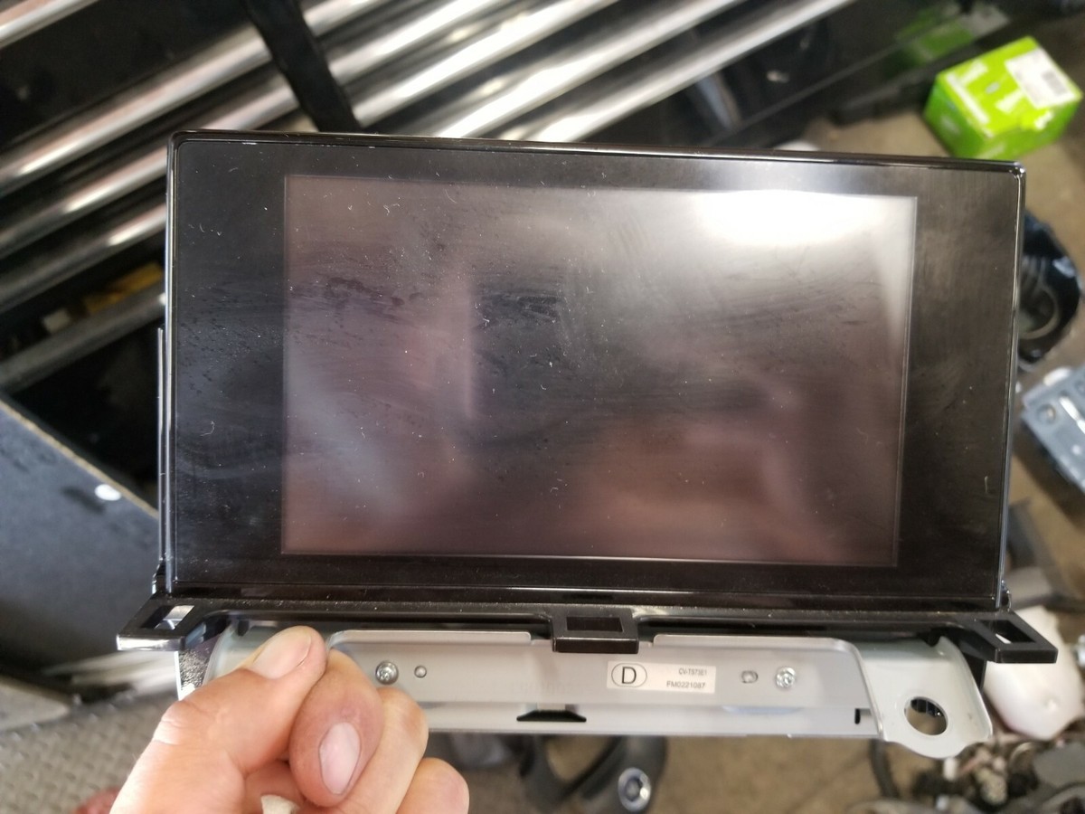チルハラ　CT200hモニター本体 2014-2017 LEXUS CT200H Display Screen dash mounted 86111-76070 OEM
