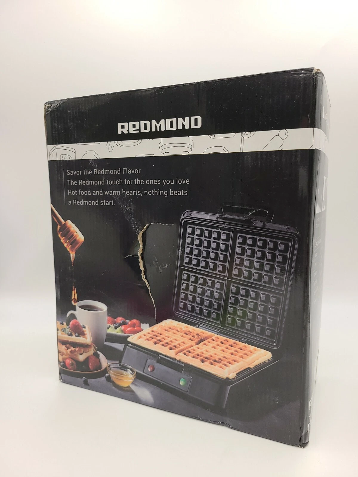 1300W Compact Electric Belgian Waffle Maker 4 Slice Non-Stick Square REDMOND