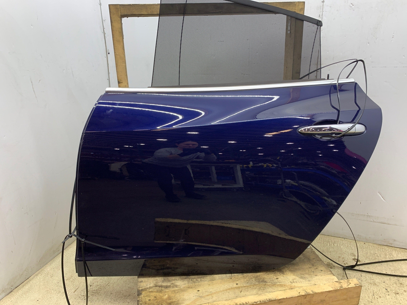 2014-2017 MASERATI QUATTROPORTE LEFT REAR PASSENGER SIDE DOOR | BLUE (M156)