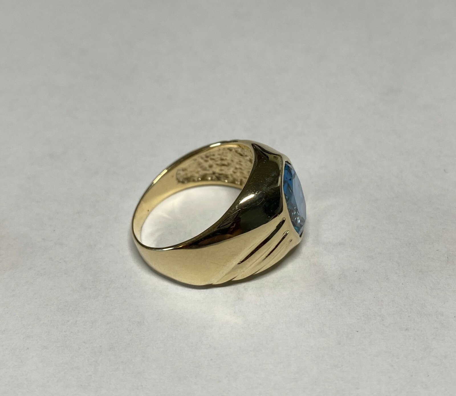 Picture 4 of 14