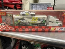 Racing Champions 55 Lowe's 1:64 Scale Transporter And Diecast Cars 2002