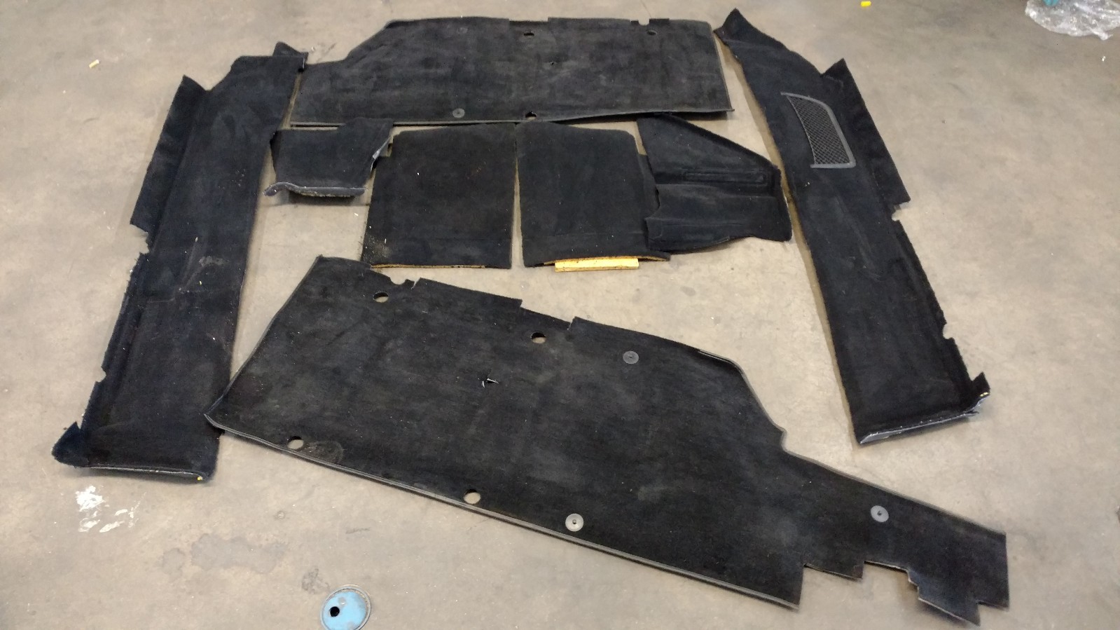 LAMBORGHINI GALLARDO INTERIOR CARPET COVERING SET OEM 