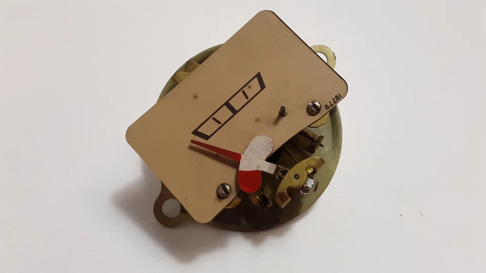 Desoto S-7 1940 calibre de combustible 857221 nuevo de lote Foto 2 de 3