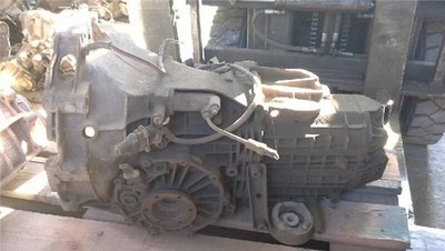 AKM  Handschaltgetriebe Audi 80 811813 1978 16 basico 16 ltr 40 kw diesel jk