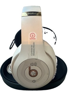 Beats by Dr. Dre Studio 3 Wireless Headphones - Sand Tone