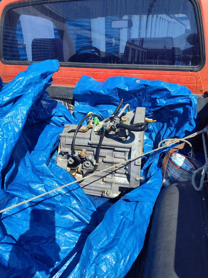 Automatic Transmission 1996 to 2001 Honda CR-V B20B Original JDM 2.0 Front Drive - Image 3 of 4