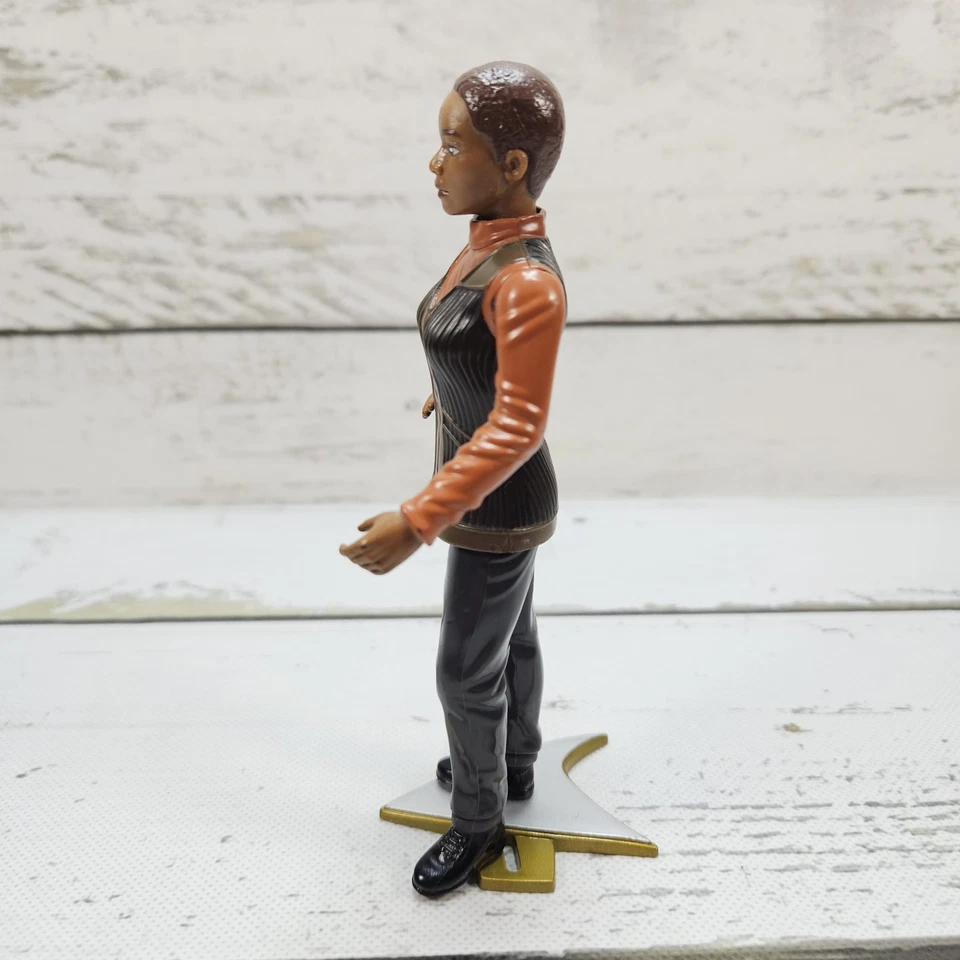 Playmates Star Trek First Contact Lily 1996 5.5" Vintage Action Figure - Image 2 of 4