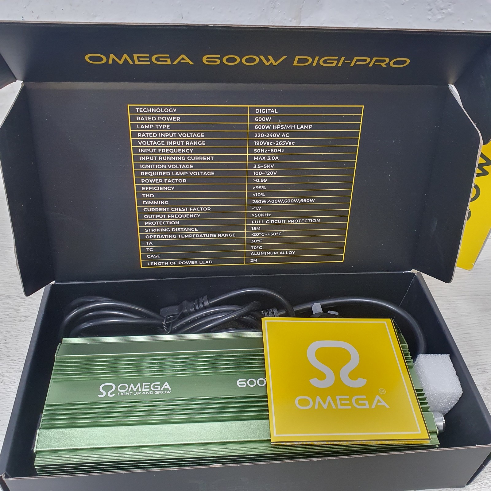 OMEGA Digi-Pro 600W Dimmable Digital Ballast Green