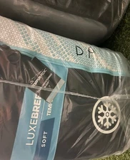 NEW TempurPedic KING LUXE BREEZE SOFT 2.0 MATTRESS 10° Cool CLEARANCE FAST SHIP