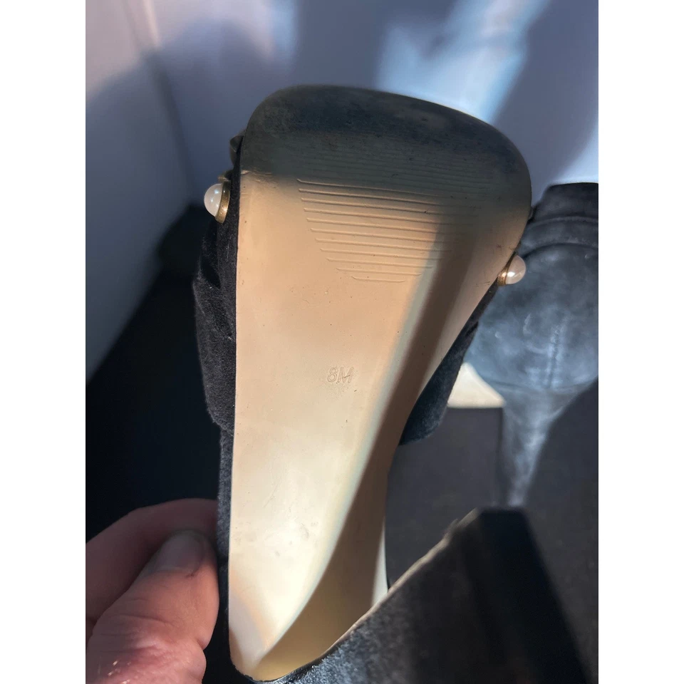 Guess Black Suede Studded Platform Heels Knot Peep Toe Ankle Strap Pumps 8M - Image 4 of 4