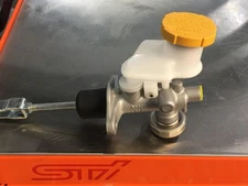 2002-2007 Subaru Clutch Master Cylinder STI WRX Forester XT NEW 37230FE060