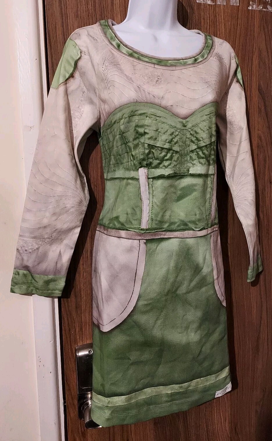 Picture 4 of 15