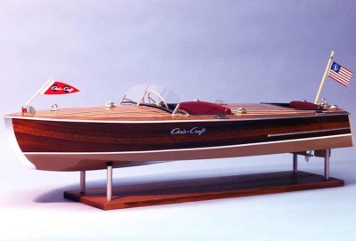 Dumas Chris-Craft Racer 1949 1:8 RC-Bausatz - ds1249