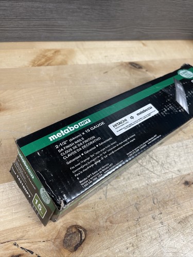 Metabo 14318HPT 2-1/2" Angled 15 Gauge Galvanized DA Finish Nails (3000 Box) New - Picture 3 of 3