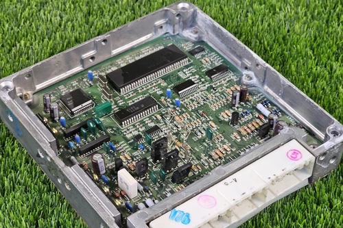 Toyota Hiace KZH100G 89661-26400 1KZ-TE A/T Ecu Ecm oem jdm used 8966126400 - Picture 8 of 9