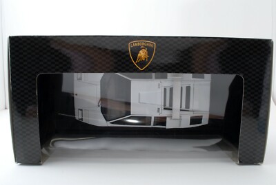 kyosho 1/18 カウンタック LP400 Roof Wing ホワイト Lamborghini Countach Lp400 With Roof Wing White Kyosho
