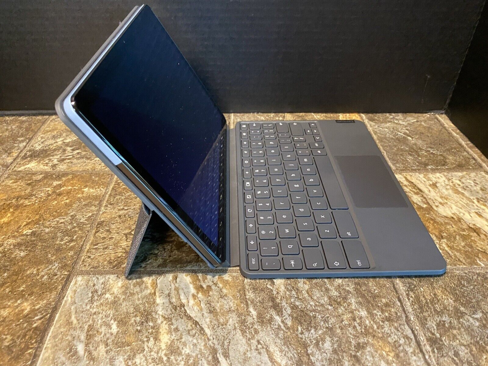 Lenovo IdeaPad Duet Chromebook 128gb WiFi - Ice Blue, Iron Grey 