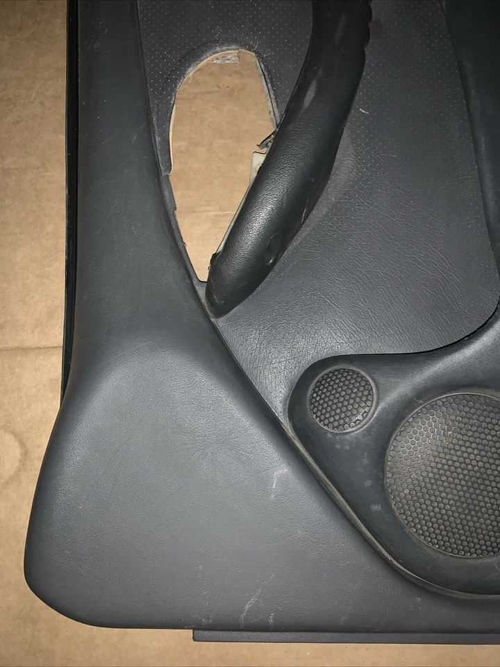 2000-2002 Pontiac Firebird Trans Am Gray Right side Door Panel - Image 4 of 4