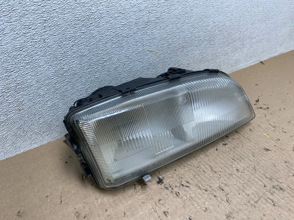 Оригинальная правосторонняя галогенная фара для Volvo S70 C70 V70 1997-2000 годов выпуска под правую руку R9678 - Изображение 3 из 4