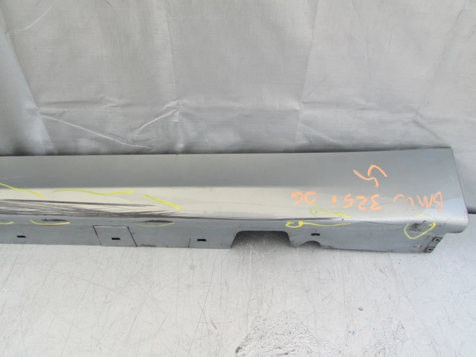 BMW E90 330i 328i 325i 2006-2007-2008 faldón izquierdo panel basculante moldeado gris OEM Foto 3 de 4