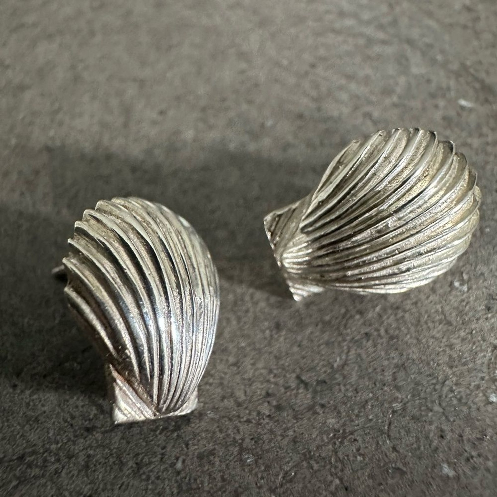 Sterling Silver Shell Scalloped Post Earrings - image 2