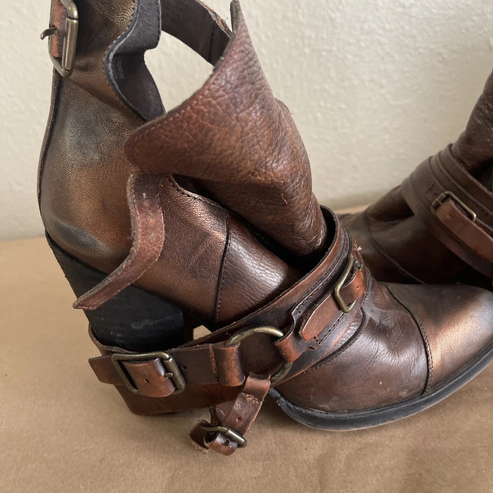 Botines Attitude Naughty Monkey de cuero talla 10 Foto 2 de 4