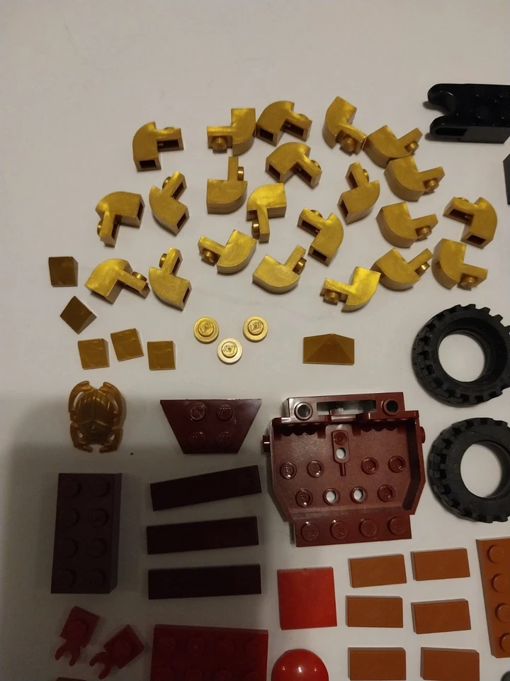 Lego 7325 Pharaoh’s Quest Jake Helena Minifigure Lot - Image 3 of 4