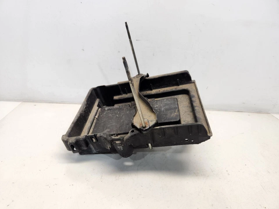 2014 Ford Taurus (3.7L / AT) Battery Tray W/ Hold Down - Image 4 of 4