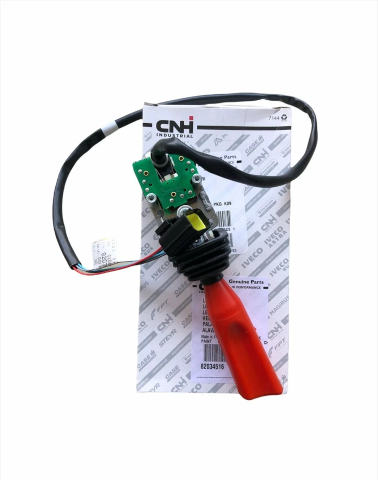 #82034516-CNH-TRACTOR SHUTTLE CONTROL LEVER FITS- FIAT-NEW HOLLAND  - Image 2 of 3