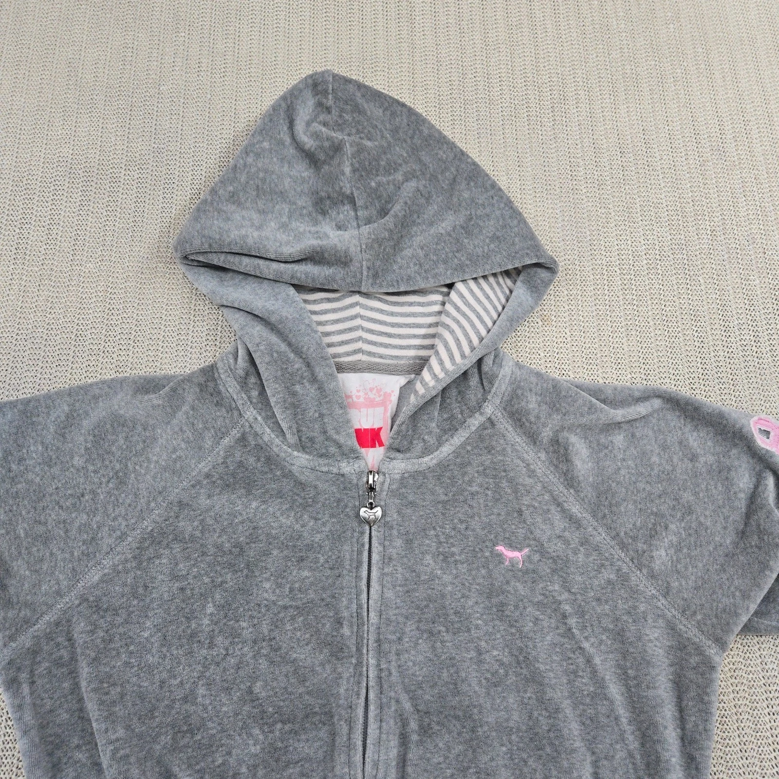UNDERCOVER Victorias Secret Felpa Rosa con Cappuccio Donna Grande Grigio Cane Oversize Full Zip Cropped