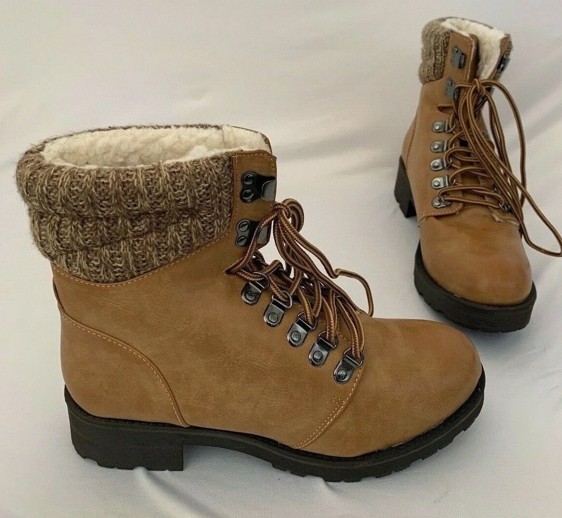 Mia hiking hotsell boots