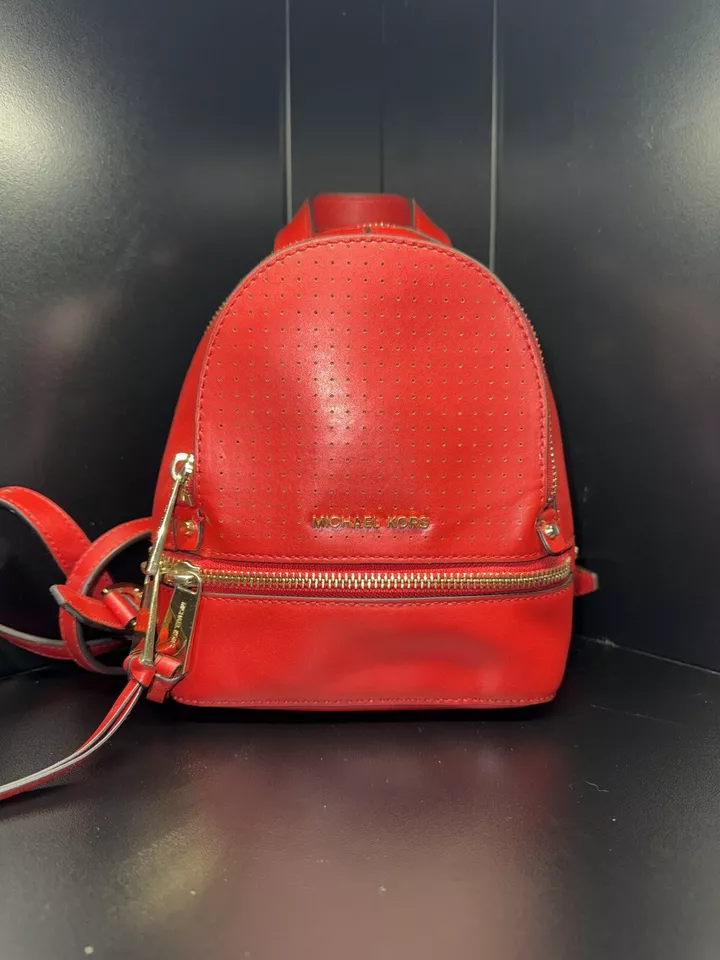Mochila Michael Kors Mini Cuero Rojo Cremallera Foto 2 de 4