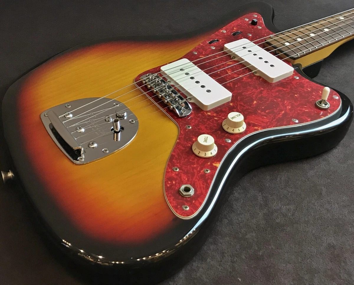 Fender Japan JM66-80 3TS Electric Guitar w/Soft Case F/S